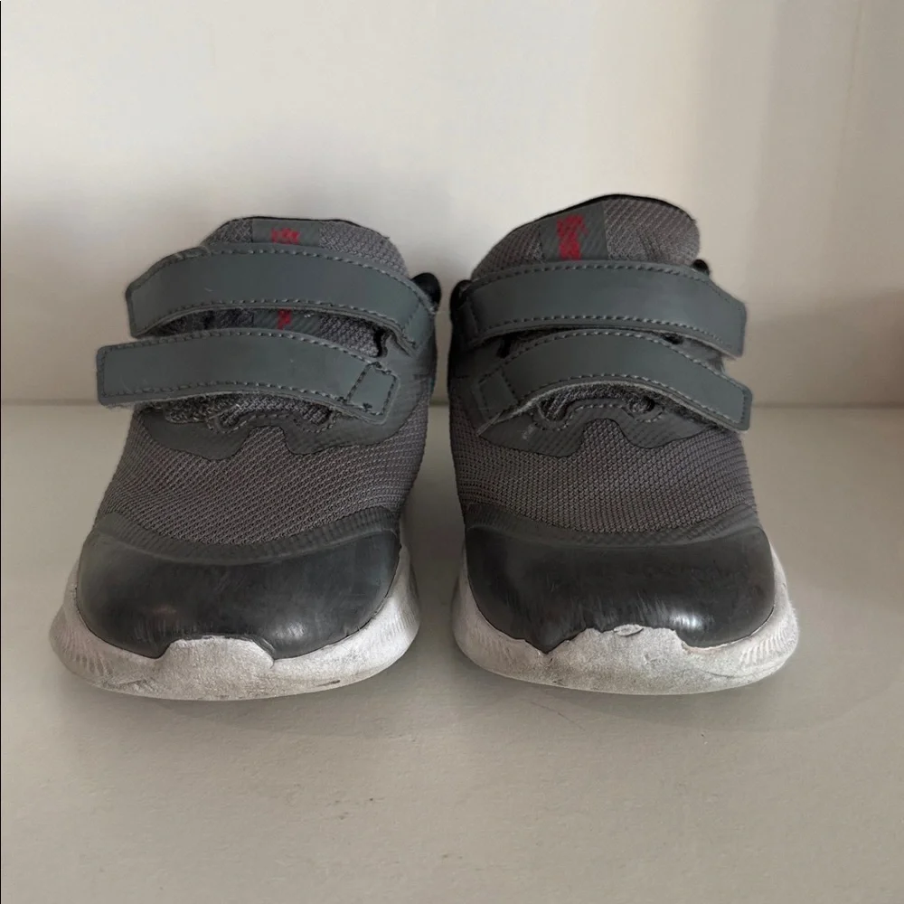 Nike Kids Gray and‎ Pink Sneakers